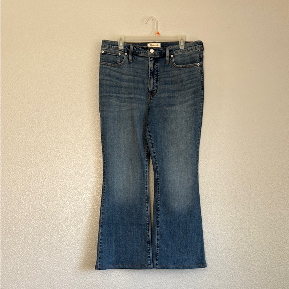 Madewell Flare Leg Jeans size 32 Like New without tags
